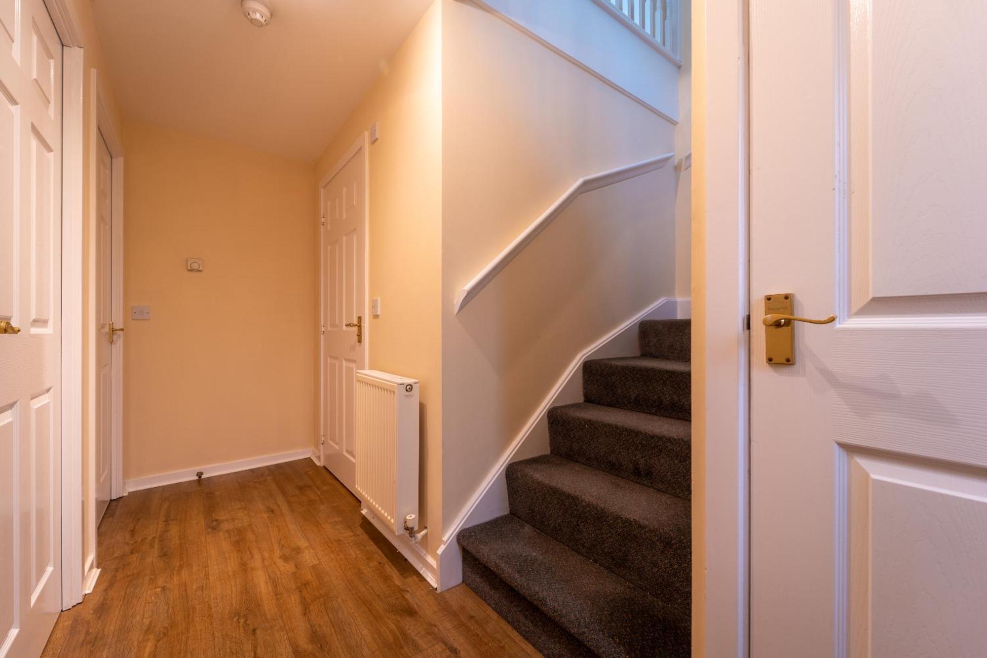 Luxury 2 Bed Apartment - Near Heathrow, Legoland, Windsor Slough Eksteriør bilde