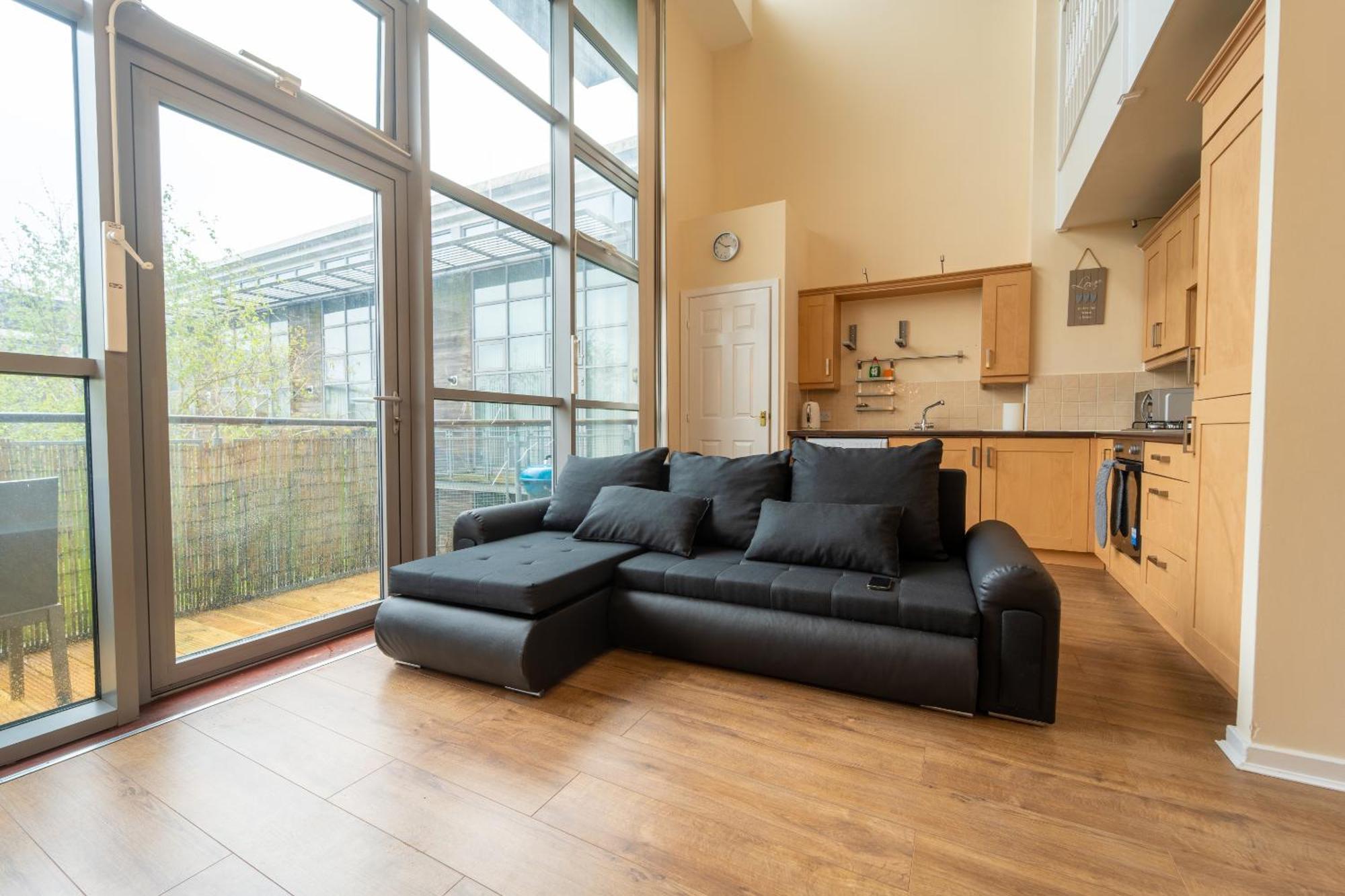 Luxury 2 Bed Apartment - Near Heathrow, Legoland, Windsor Slough Eksteriør bilde